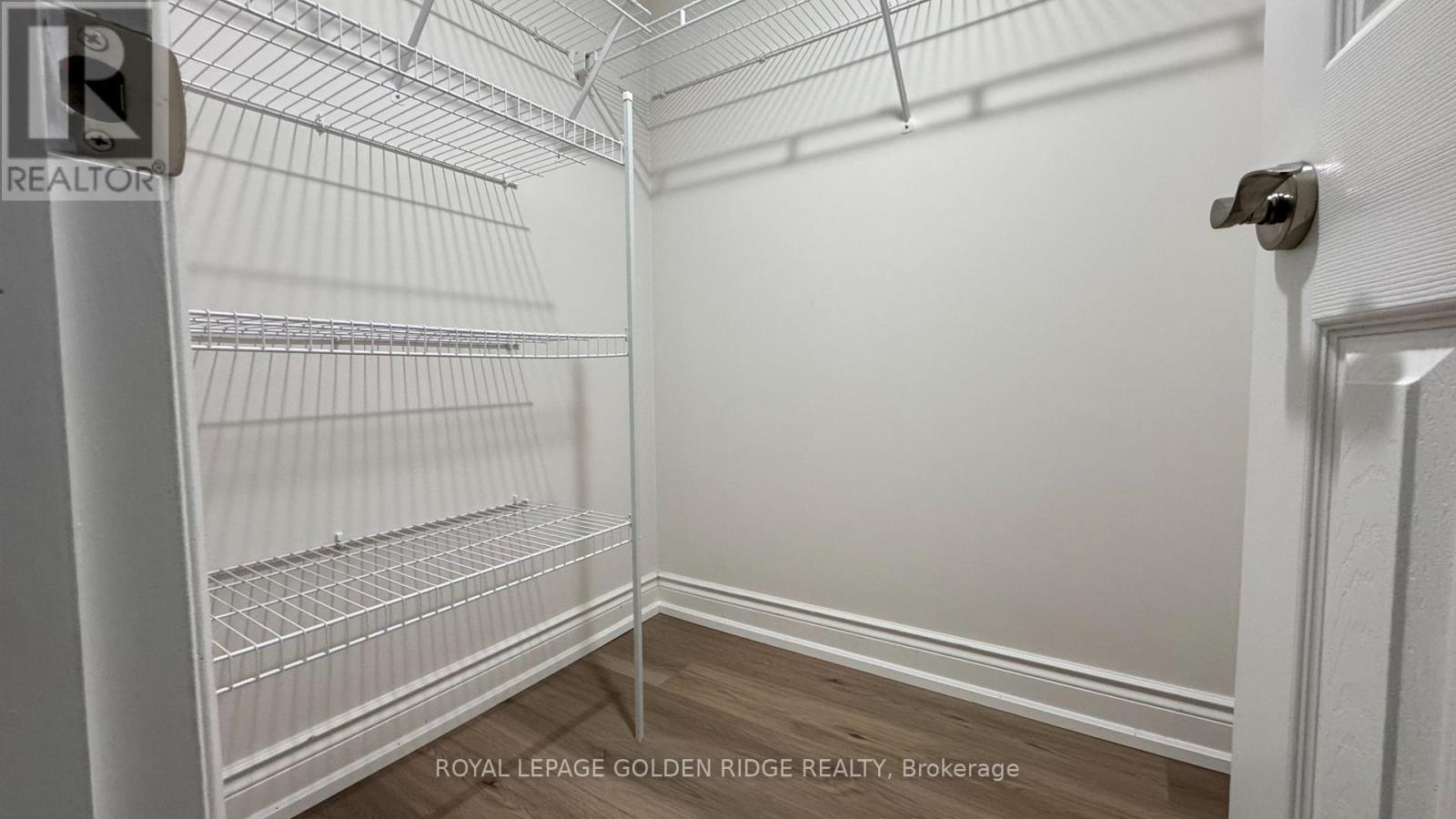 1307 - 15 Greenview Avenue, Toronto, Ontario  M2M 4M7 - Photo 2 - C13678980