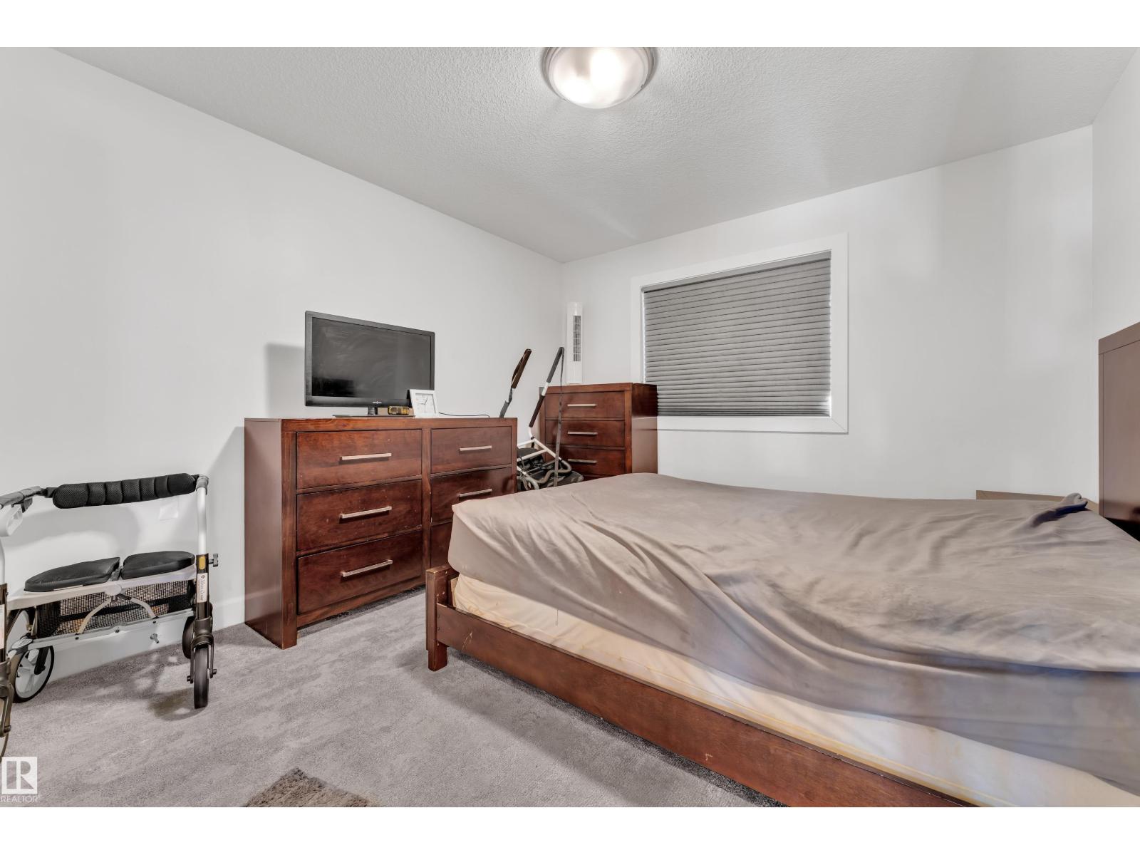 10915 175 Av Nw, Edmonton, Alberta  T5X 0B7 - Photo 30 - E4504013