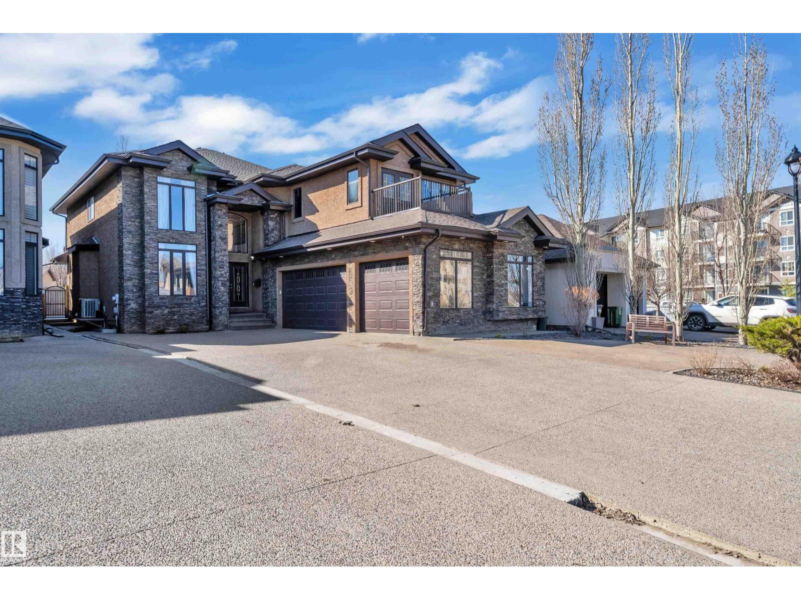 10915 175 AV NW, Edmonton, Alberta