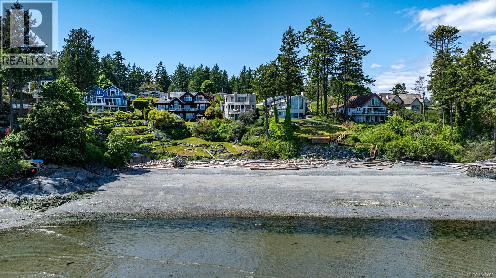 5267 Parker Ave, Saanich, British Columbia  V8Y 2N1 - Photo 3 - 1046860