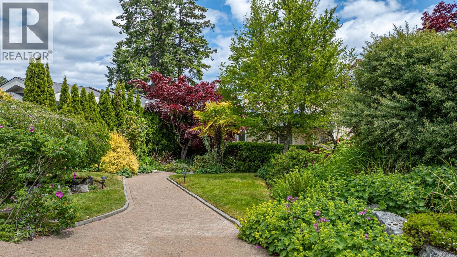 5267 Parker Ave, Saanich, British Columbia  V8Y 2N1 - Photo 6 - 1046860