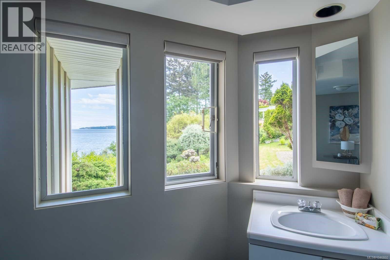 5267 Parker Ave, Saanich, British Columbia  V8Y 2N1 - Photo 86 - 1046860