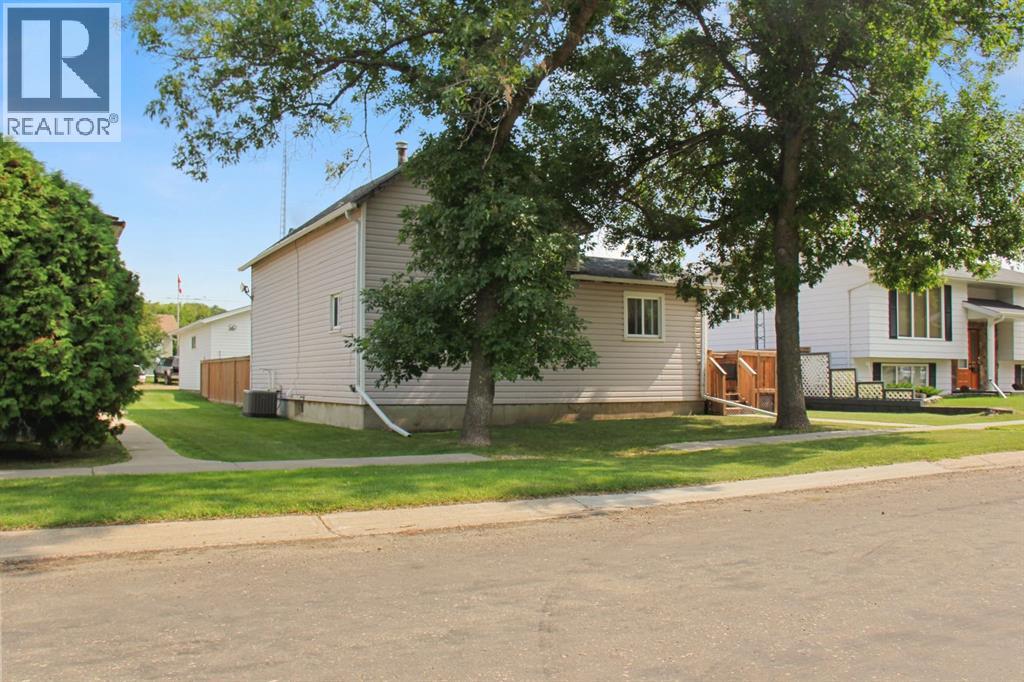 5129 51 Street, Daysland, Alberta