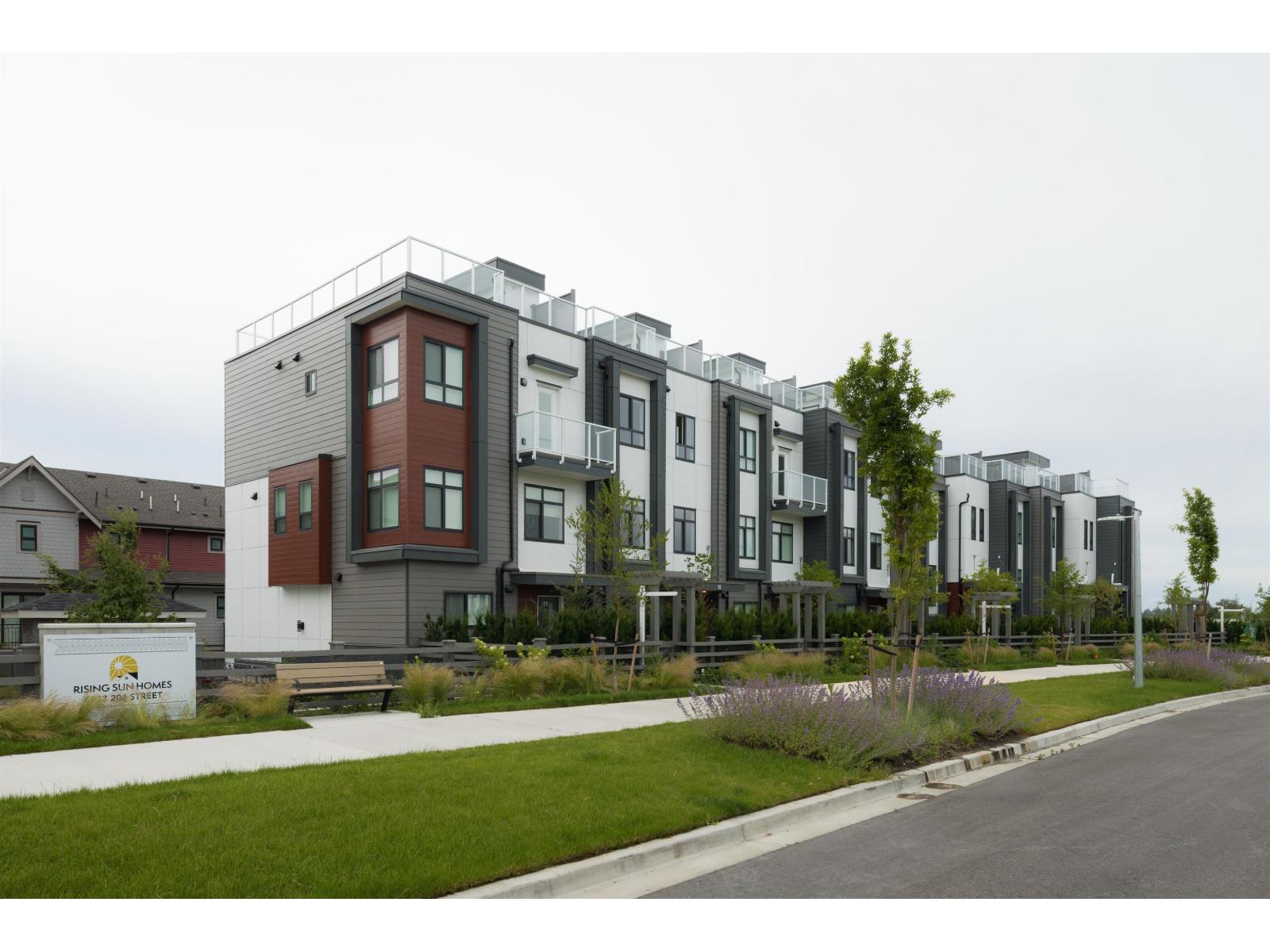 15 6983 204 Street, Langley, British Columbia  V2Y 1P8 - Photo 2 - R3155778
