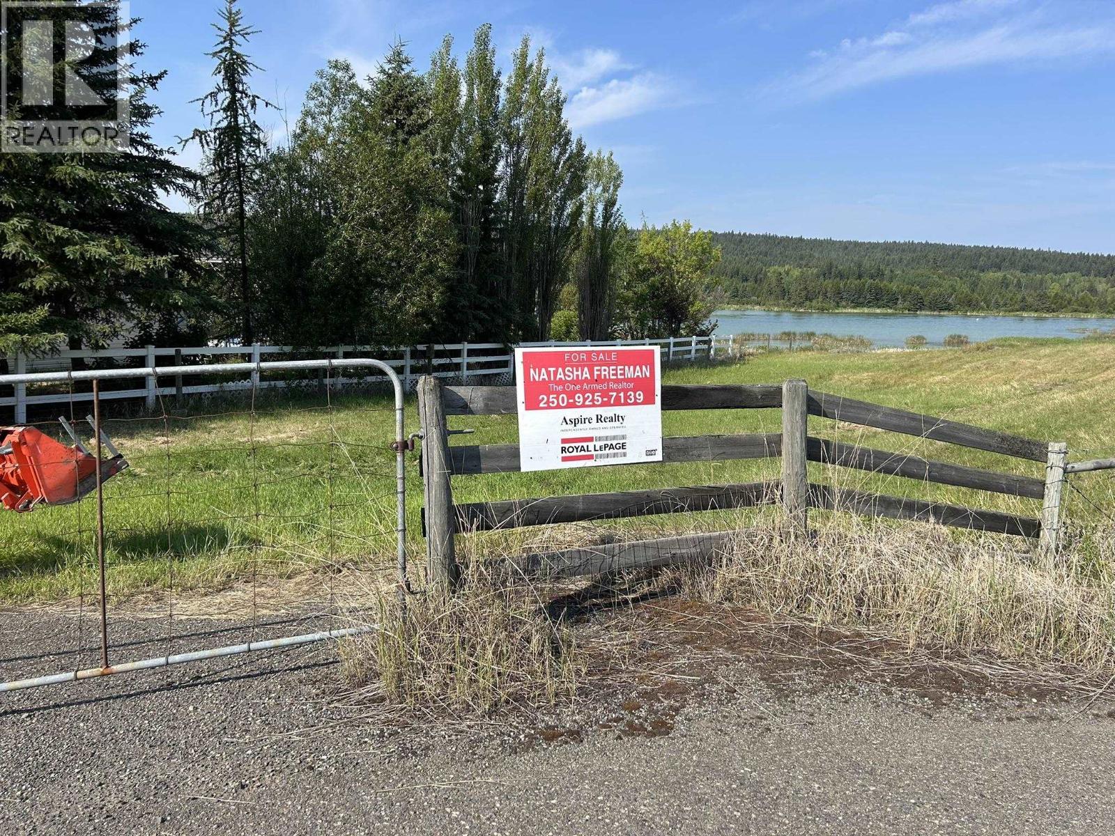 3440 Dunsmuir Road, Lac La Hache, British Columbia  V2J 6V6 - Photo 3 - R3150309