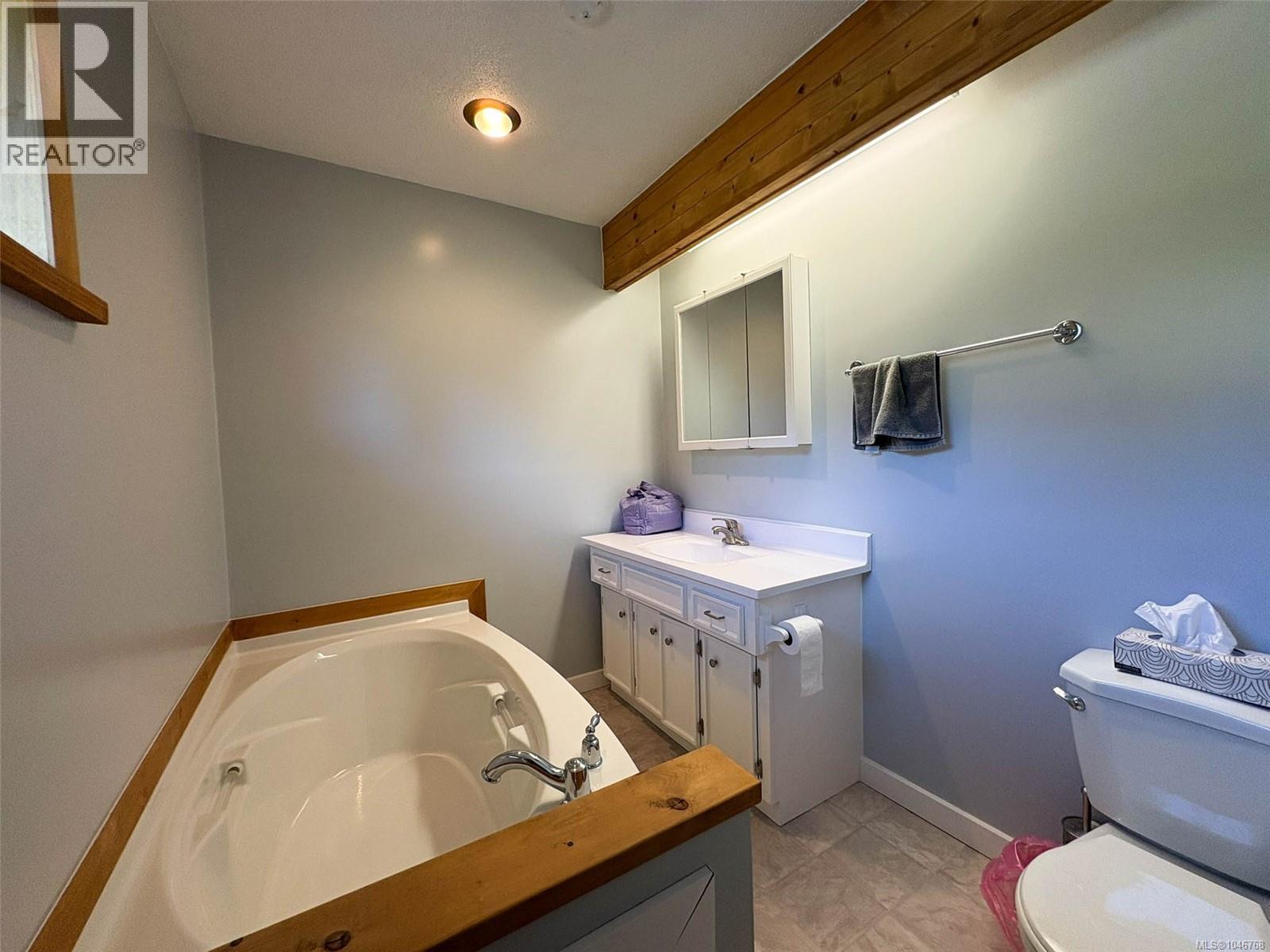 556 Coal Harbour Rd, Coal Harbour, British Columbia  V0N 1K0 - Photo 19 - 1046768