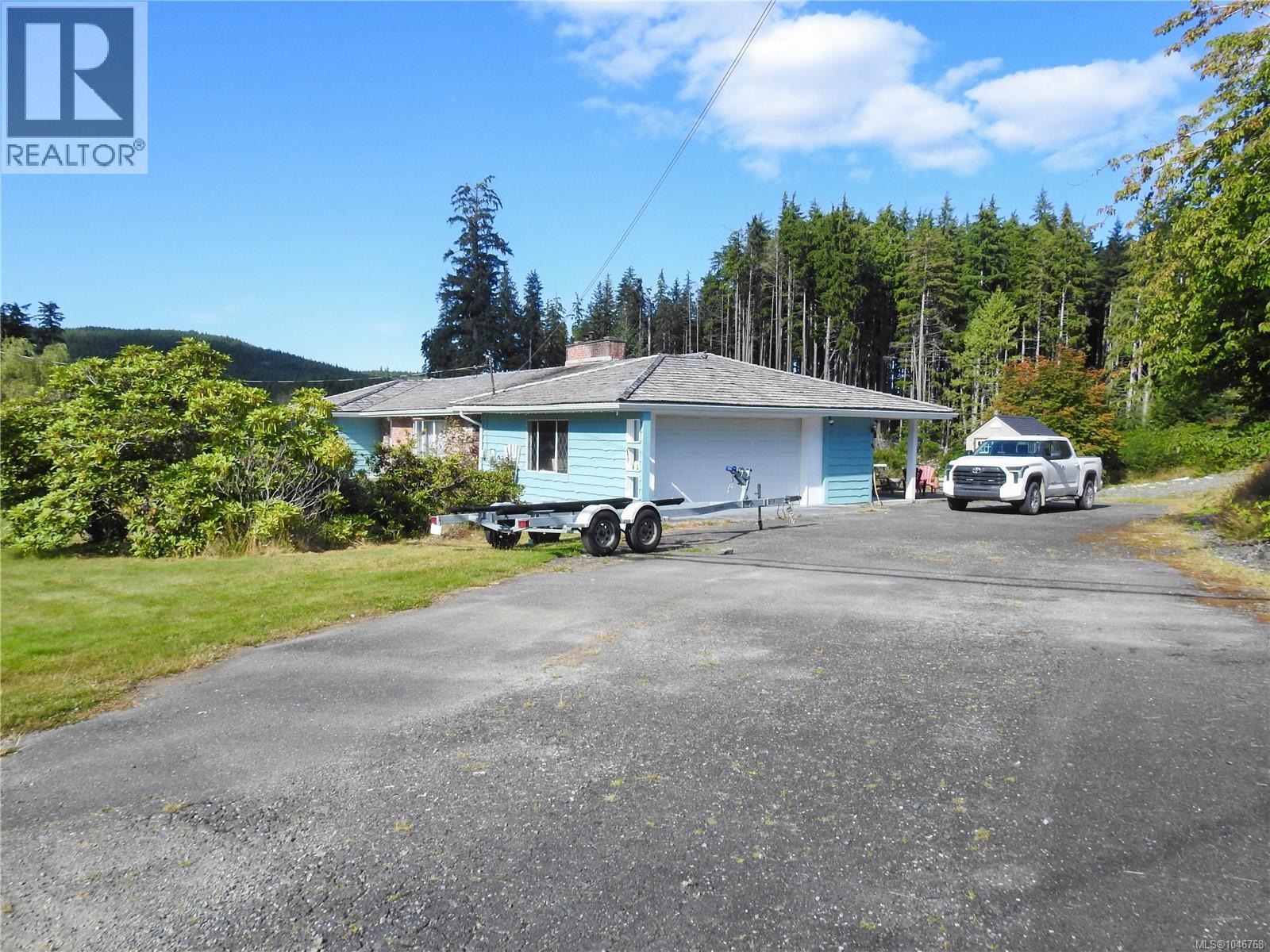 556 Coal Harbour Rd, Coal Harbour, British Columbia  V0N 1K0 - Photo 2 - 1046768