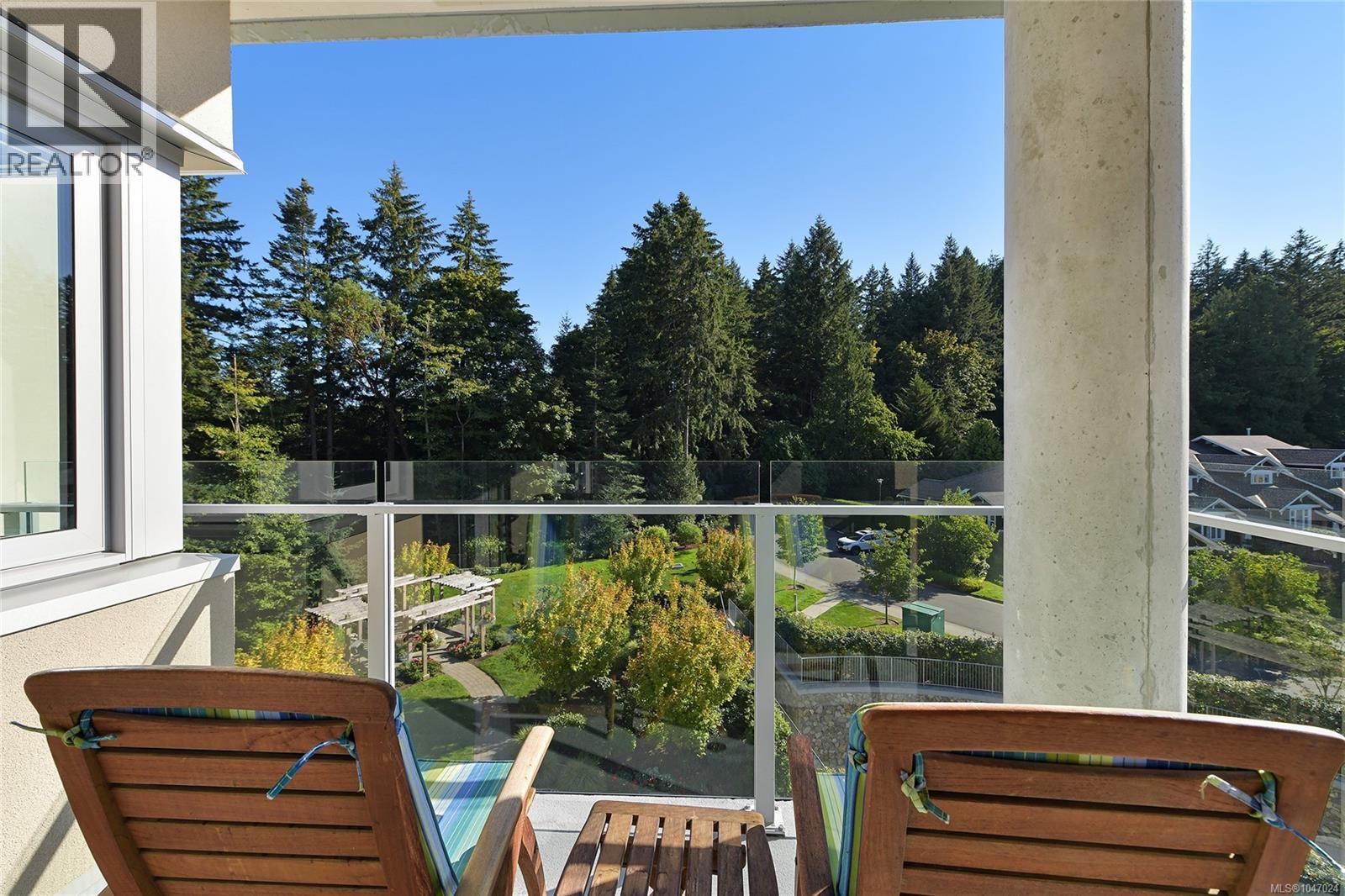 506 5388 Hill Rise Terr, Saanich, British Columbia V8Y 3K3 - Photo 27 - 1047024