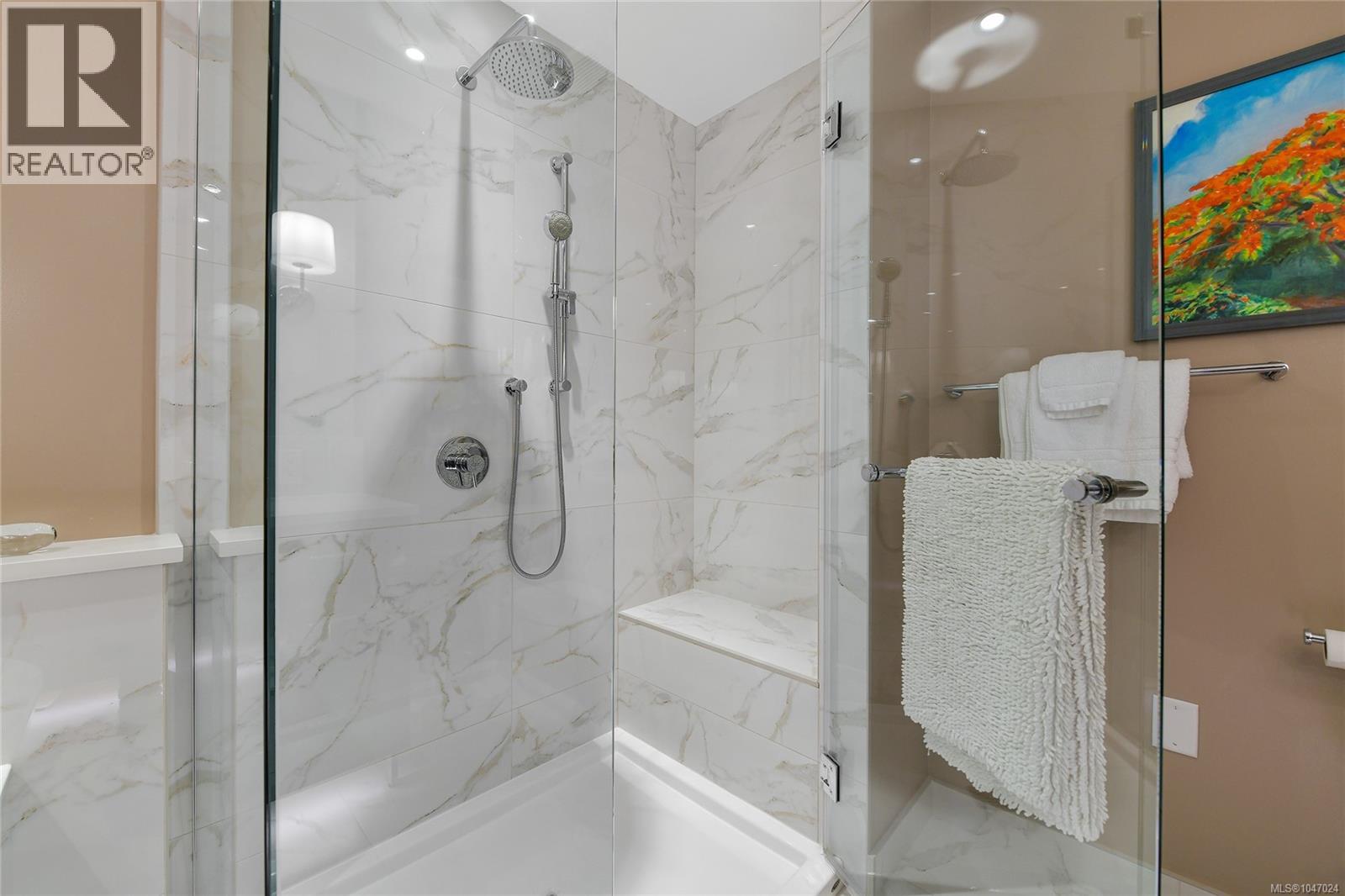 506 5388 Hill Rise Terr, Saanich, British Columbia V8Y 3K3 - Photo 42 - 1047024