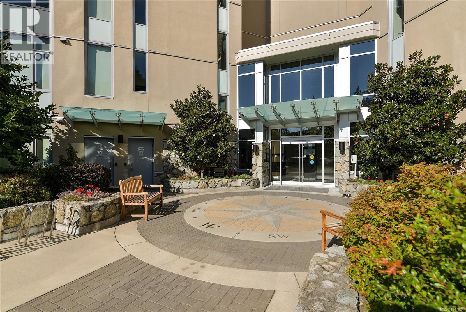 506 5388 Hill Rise Terr, Saanich, British Columbia V8Y 3K3 - Photo 57 - 1047024