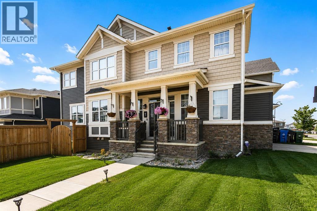 63 Carrington Manor Nw, Calgary, Alberta  T3P 1N4 - Photo 3 - A2331294
