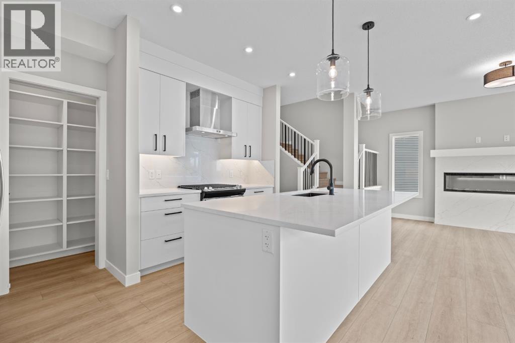 129 Walgrove Bay SE, Calgary, Alberta  T2X 4Y7 - Photo 8 - A2324906