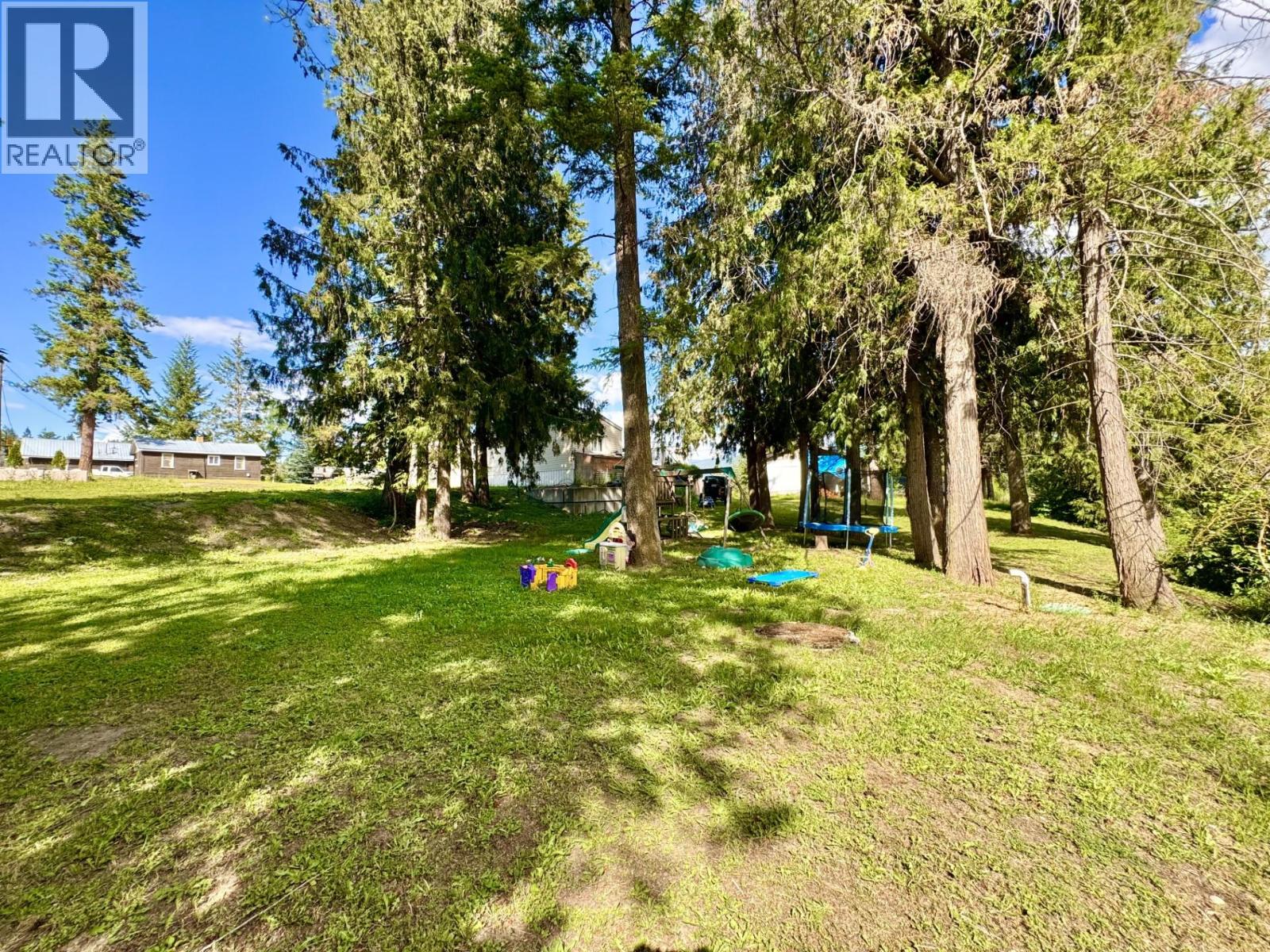 282 97b Highway, Enderby, British Columbia  V0E 1V3 - Photo 10 - 10397797