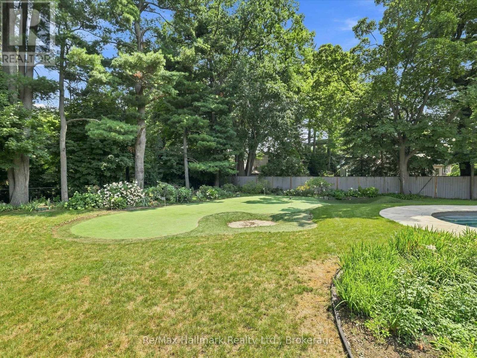 2076 Glenforest Crescent, Oakville, Ontario  L6J 2G4 - Photo 3 - W13669660