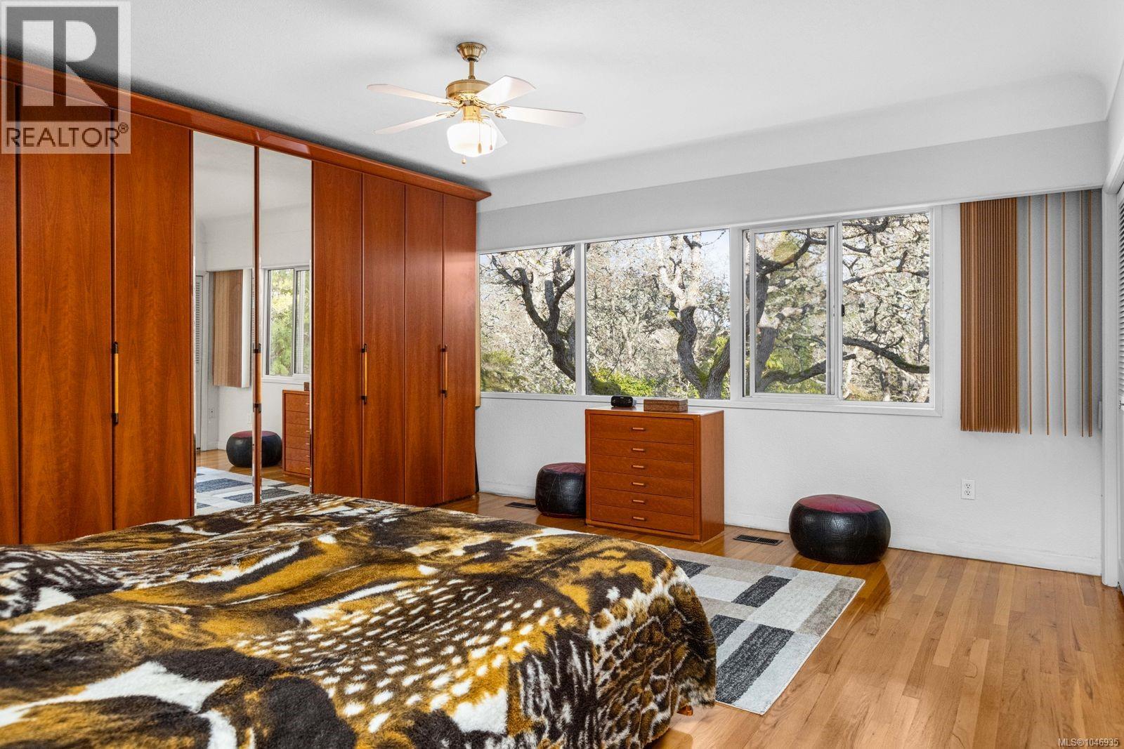 2980 Beach Dr, Oak Bay, British Columbia  V8R 6K9 - Photo 13 - 1046935