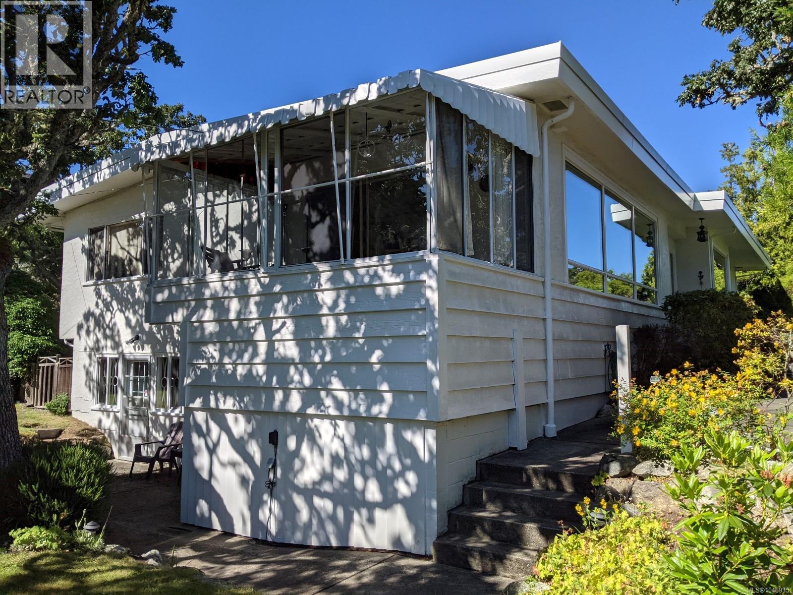2980 Beach Dr, Oak Bay, British Columbia  V8R 6K9 - Photo 23 - 1046935