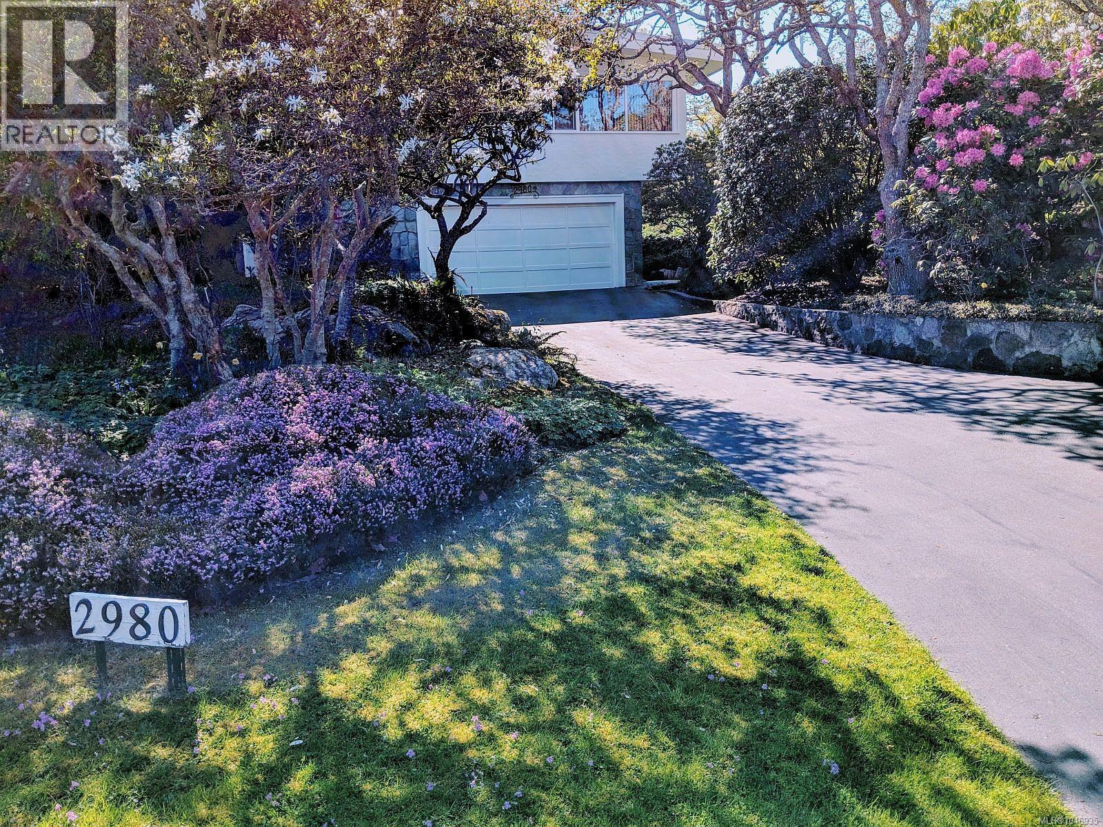 2980 Beach Dr, Oak Bay, British Columbia  V8R 6K9 - Photo 45 - 1046935