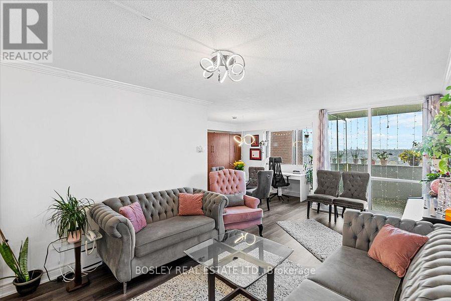 2608 - 3 Massey Square, Toronto, Ontario  M4C 5L7 - Photo 9 - E13475714