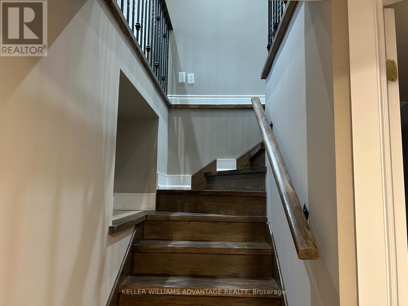 2 - 26 Barker Avenue, Toronto, Ontario  M4C 2N3 - Photo 24 - E13637526