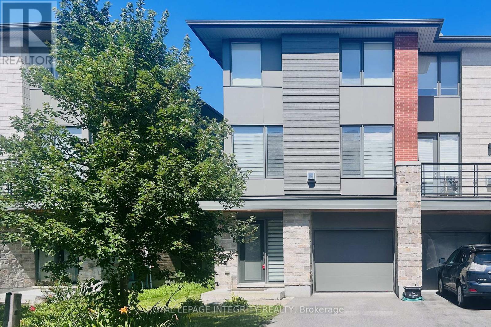 147 BOUNDSTONE WAY, Ottawa, Ontario