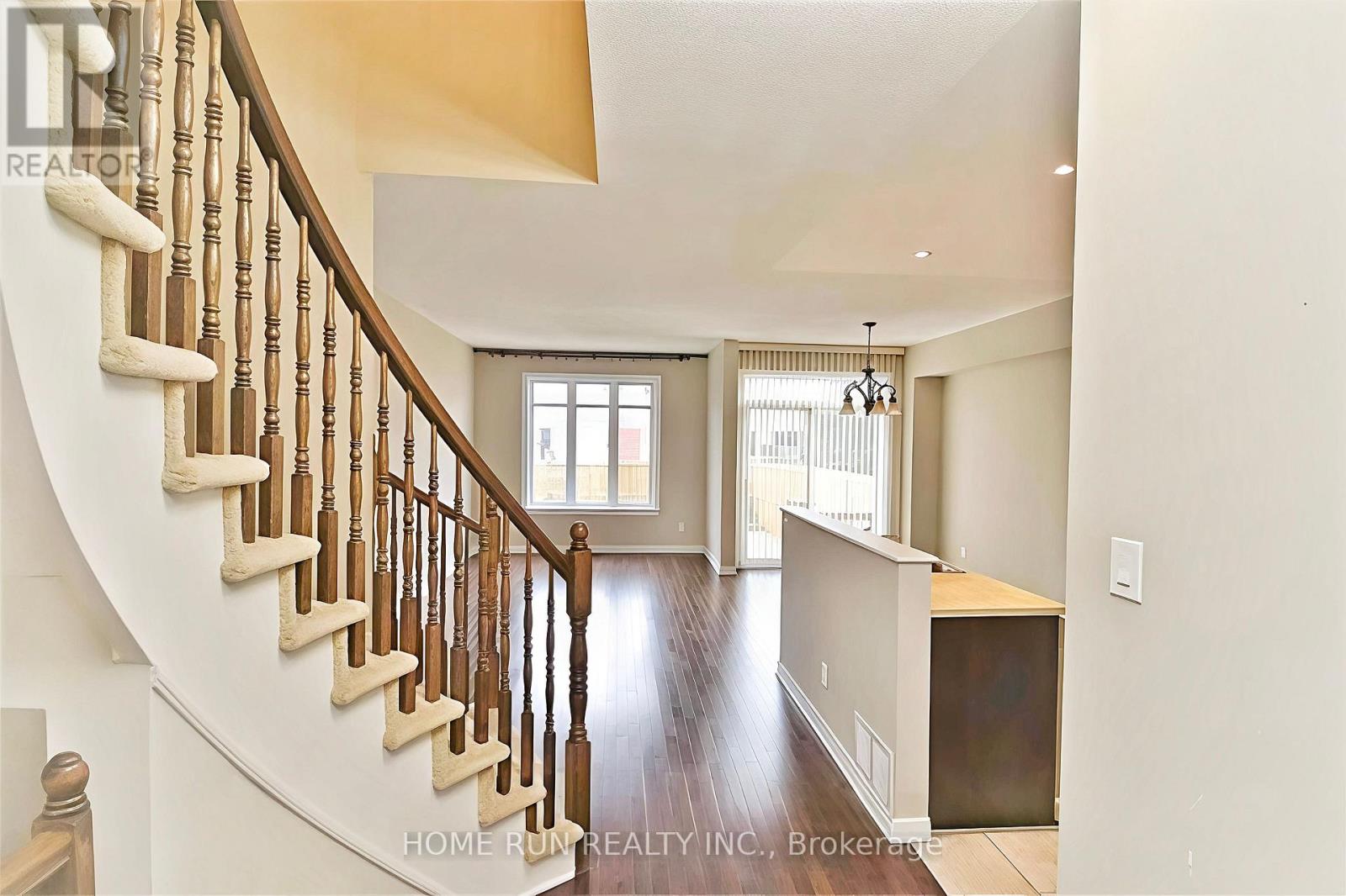 270 Jersey Tea Circle, Ottawa, Ontario K1V 2L5 - Photo 4 - X13679006