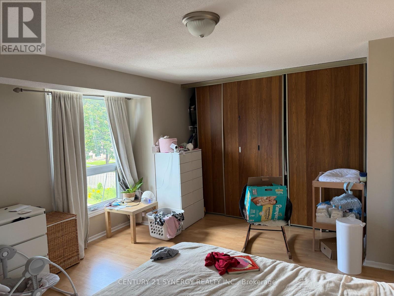 2307 Stonehenge Crescent, Ottawa, Ontario K1B 4N7 - Photo 10 - X13679056