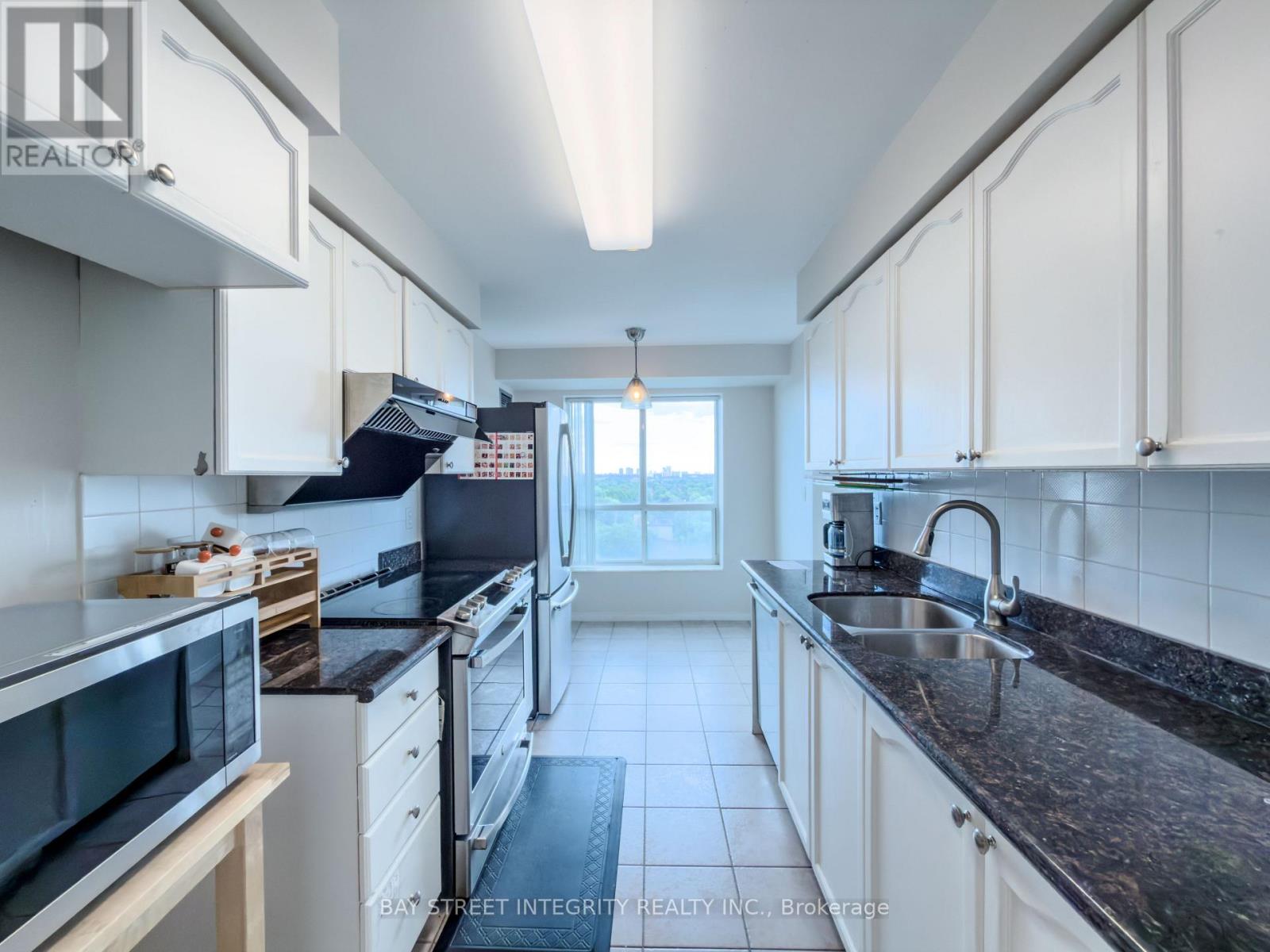 Lph13 - 39 Pemberton Avenue, Toronto, Ontario  M2M 4L6 - Photo 8 - C13679012