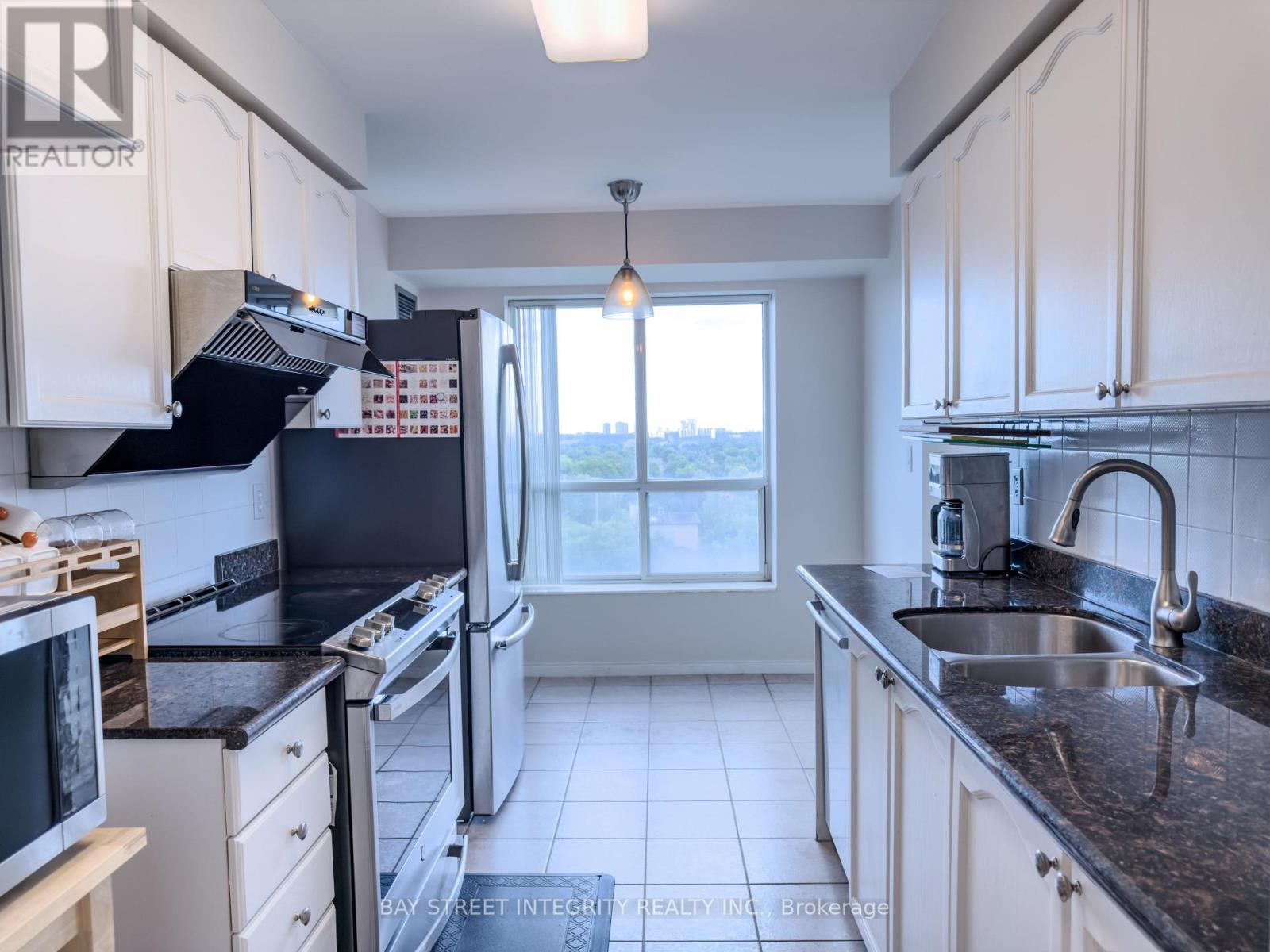 Lph13 - 39 Pemberton Avenue, Toronto, Ontario  M2M 4L6 - Photo 9 - C13679012