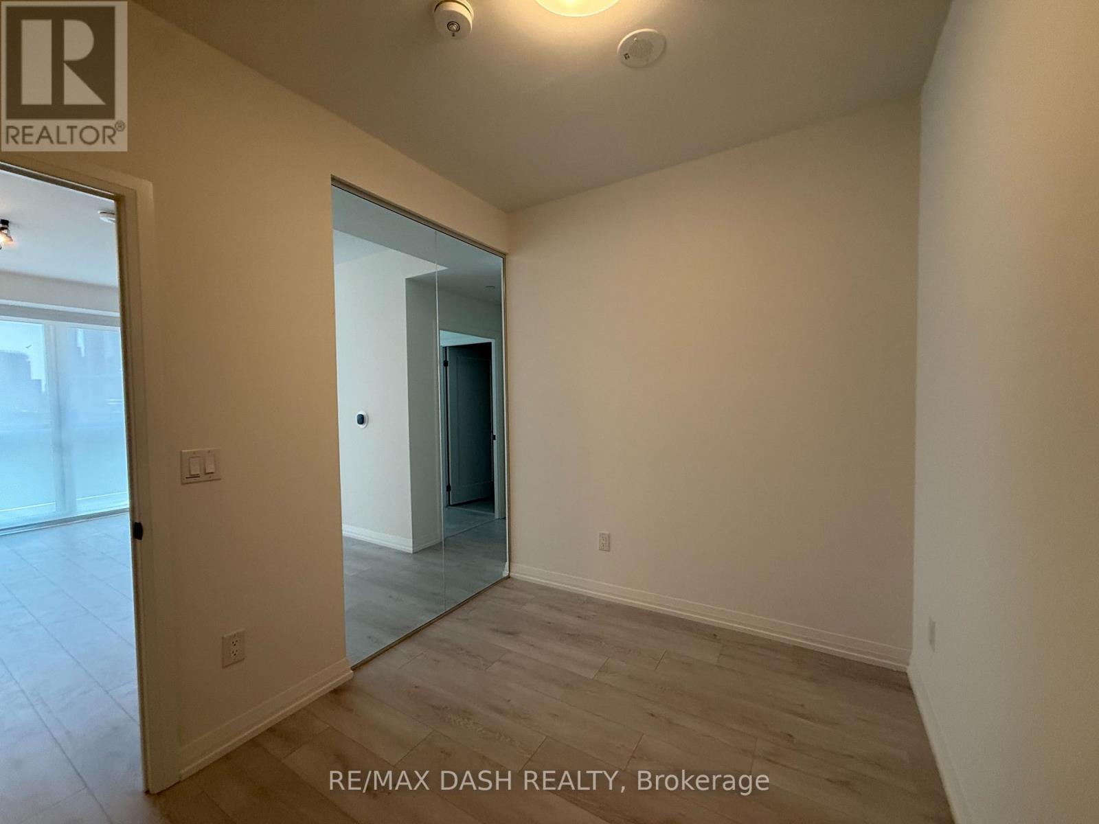 708 - 280 Dundas Street W, Toronto, Ontario M5T 0E3 - Photo 14 - C13679050
