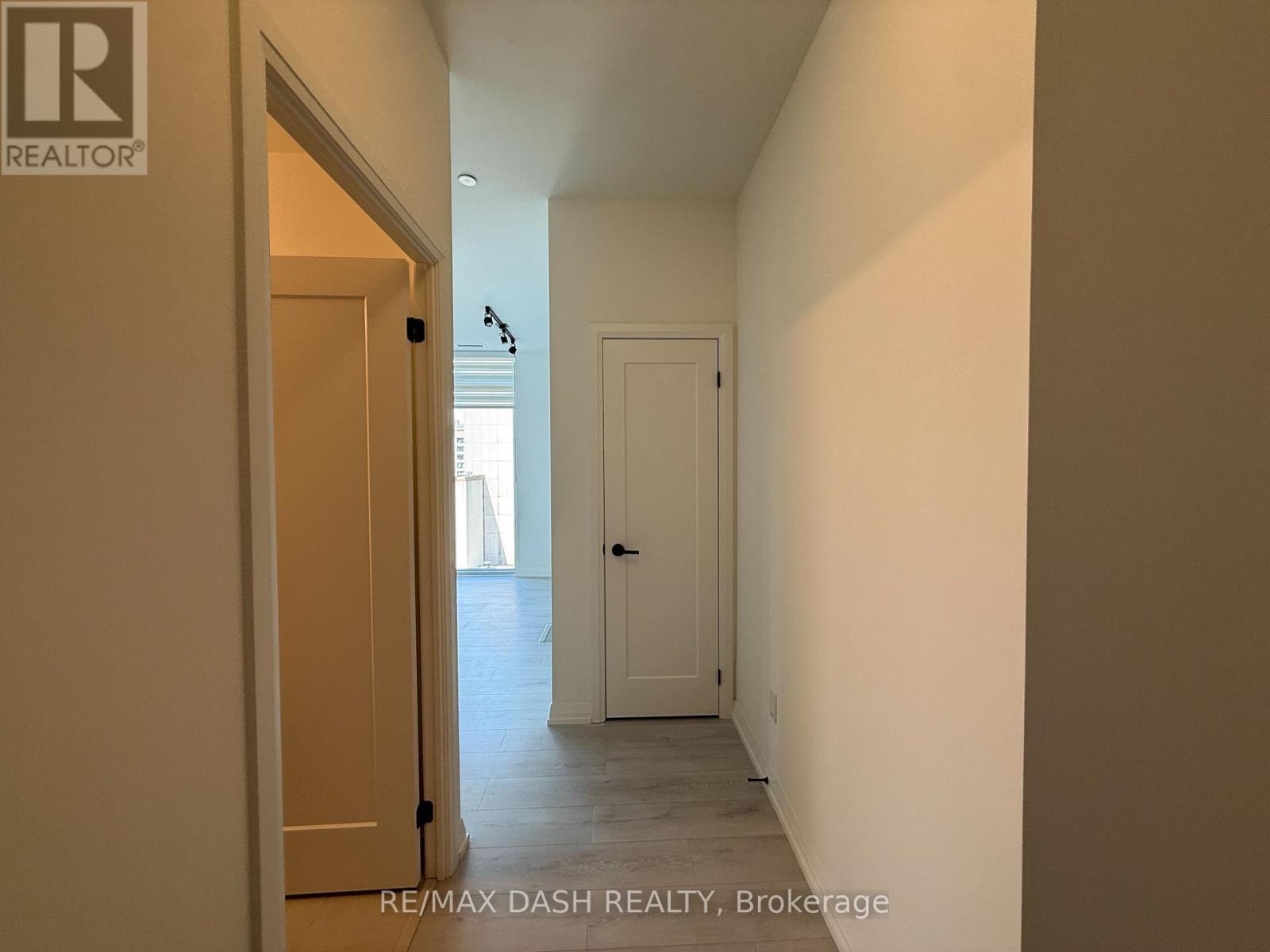 901 - 280 Dundas Street W, Toronto, Ontario  M5T 0E3 - Photo 3 - C13679054