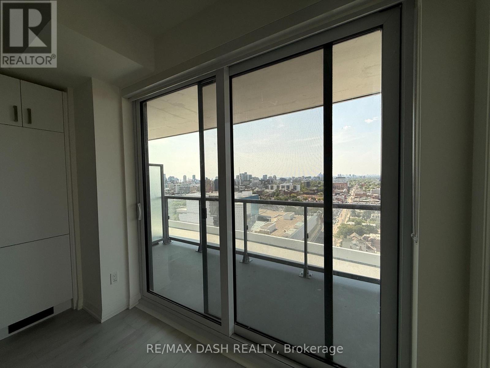 1911 - 280 Dundas Street W, Toronto, Ontario  M5T 0E3 - Photo 8 - C13679066