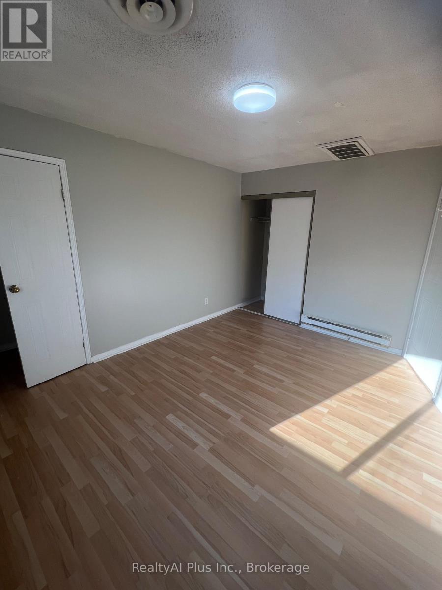 1569a Kingston Road, Toronto, Ontario  M1N 1R9 - Photo 13 - E13679008