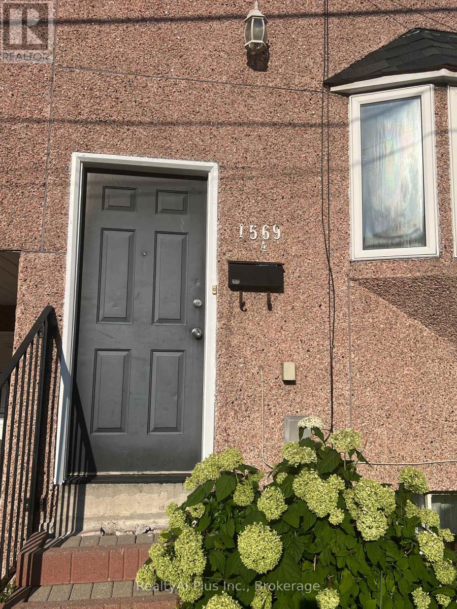 1569a Kingston Road, Toronto, Ontario  M1N 1R9 - Photo 2 - E13679008