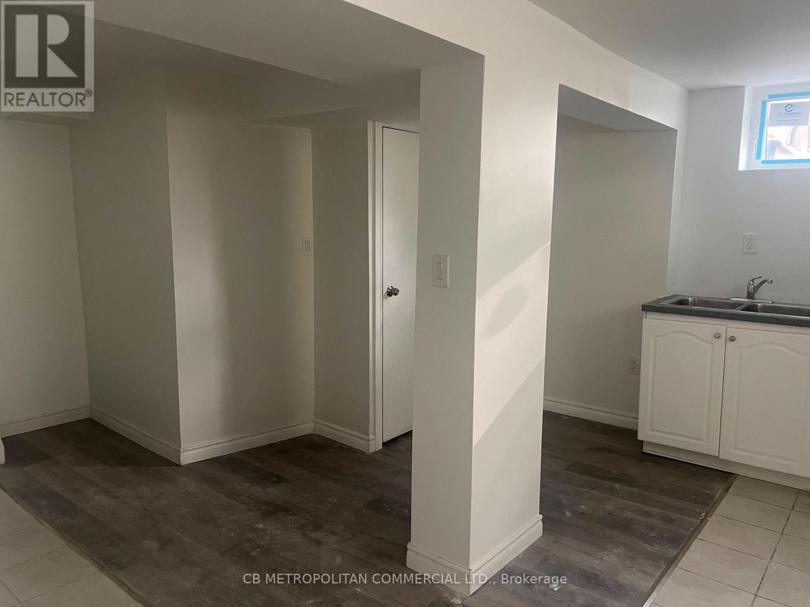 110 Marcella Street, Toronto, Ontario  M1G 1L4 - Photo 5 - E13679040