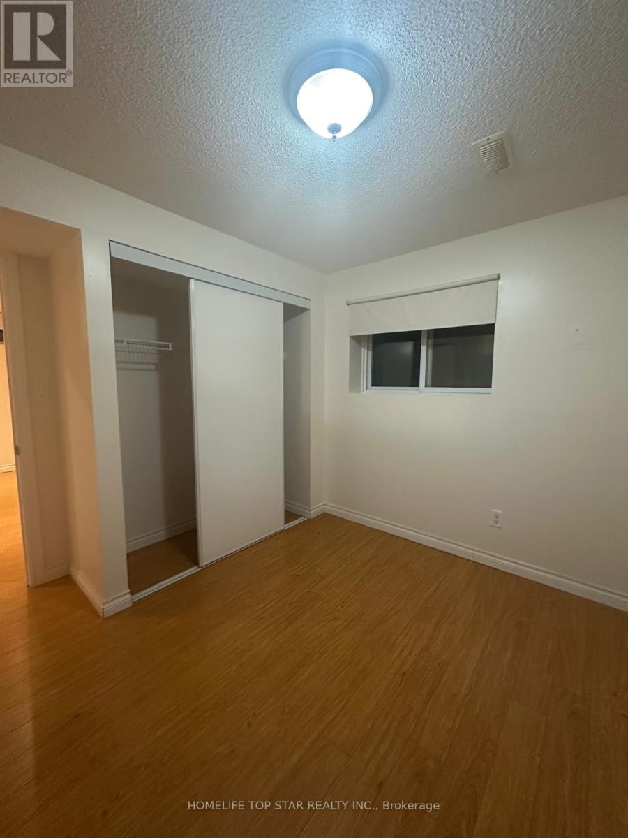48 Dairy Drive, Toronto, Ontario  M1L 0G2 - Photo 5 - E13679064