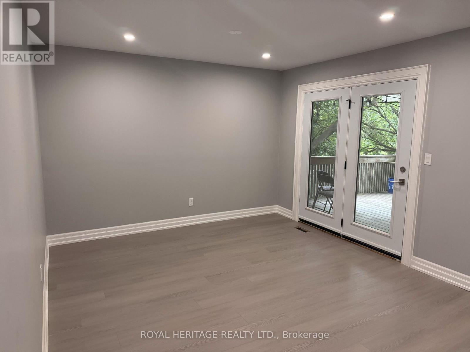 B - 286 Lorindale Drive, Oshawa, Ontario  L1H 6X4 - Photo 6 - E13679070