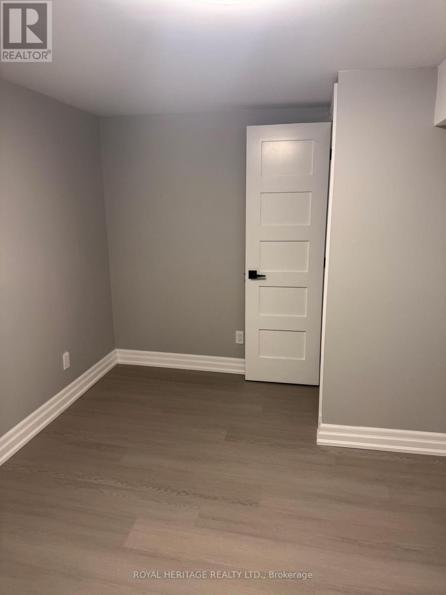 A - 286 Lorindale Drive, Oshawa, Ontario  L1H 6X4 - Photo 14 - E13679072