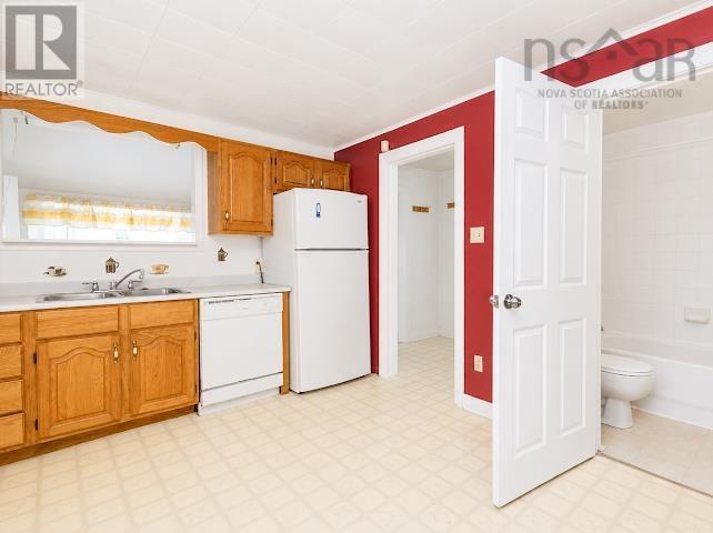 18/20 Queen Street, Sydney, Nova Scotia  B1S 2Y9 - Photo 13 - 202619320