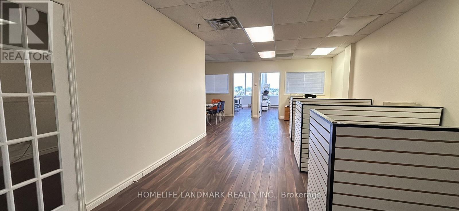 402 - 3950 14th Avenue, Markham, Ontario  L3R 0A9 - Photo 17 - N13679044