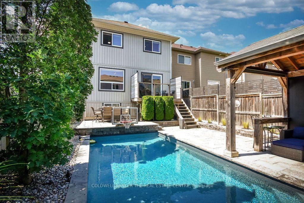 37 Pearl Drive, Orillia, Ontario L3V 0A5 - Photo 2 - S13679068