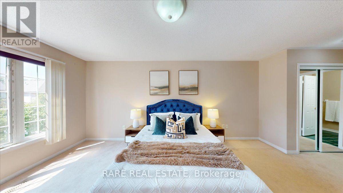 1825 Hobson Drive, Burlington, Ontario  L7L 6P9 - Photo 14 - W13679026