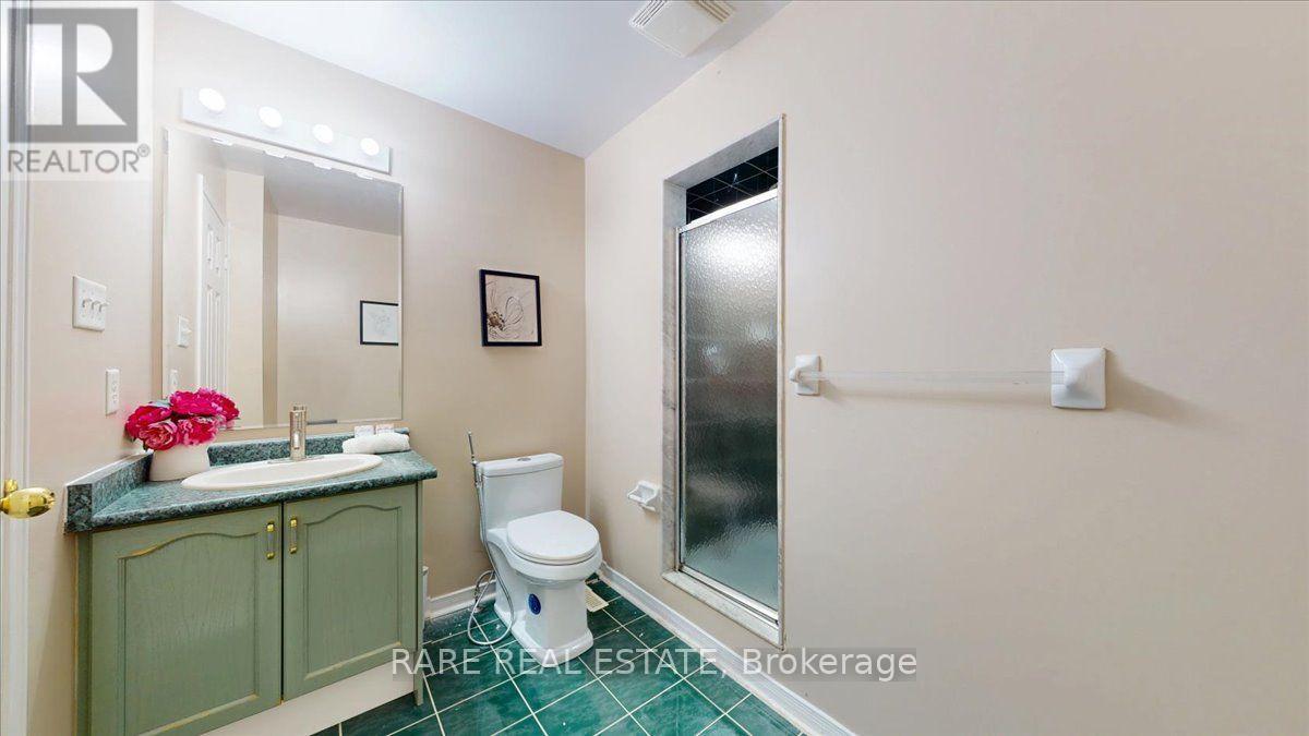 1825 Hobson Drive, Burlington, Ontario  L7L 6P9 - Photo 16 - W13679026