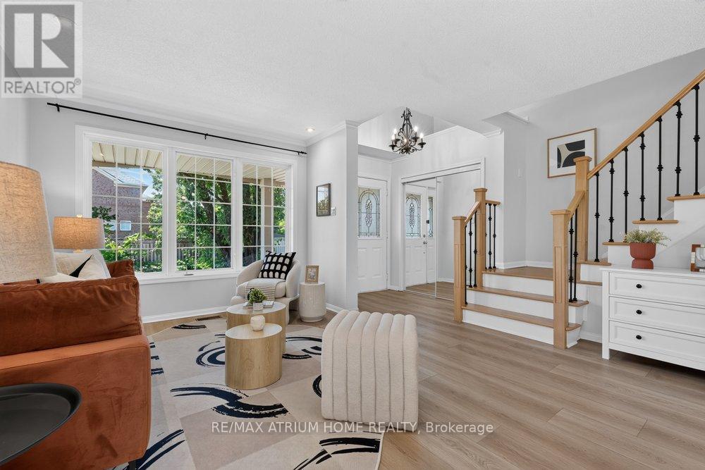 2293 OAKHAVEN DRIVE, Oakville, Ontario