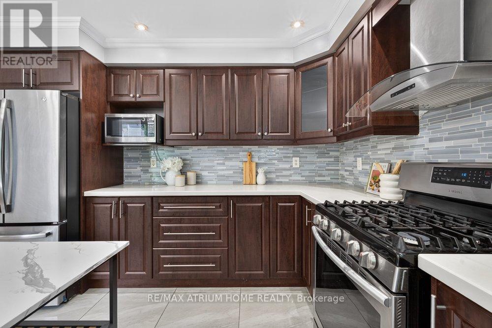 2293 Oakhaven Drive, Oakville, Ontario  L6M 3Y9 - Photo 22 - W13679052