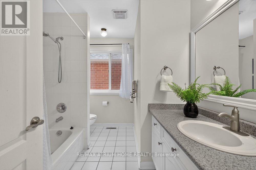 2293 Oakhaven Drive, Oakville, Ontario  L6M 3Y9 - Photo 42 - W13679052