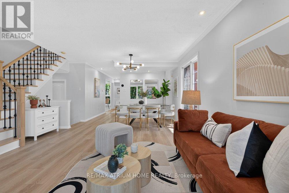 2293 Oakhaven Drive, Oakville, Ontario  L6M 3Y9 - Photo 7 - W13679052