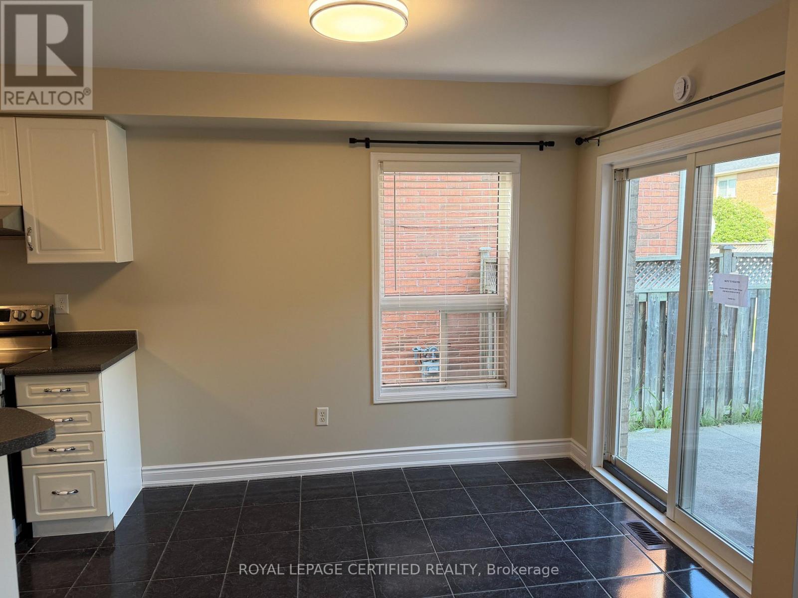 3300 Carabella Way, Mississauga, Ontario  L5M 6T4 - Photo 6 - W13679058