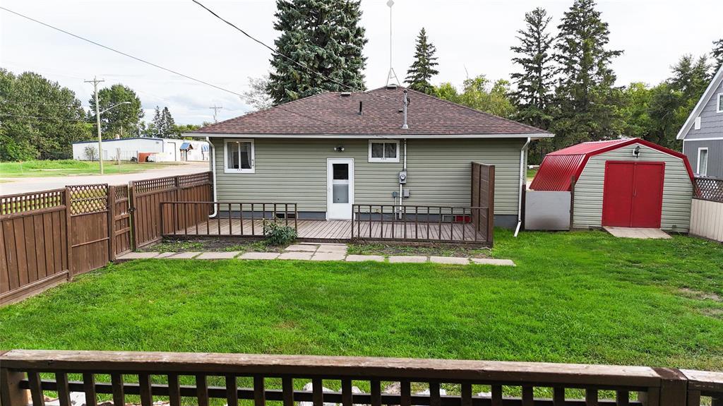 293 Learners Street, Minitonas, Manitoba  R0L 1Z0 - Photo 4 - 202620413