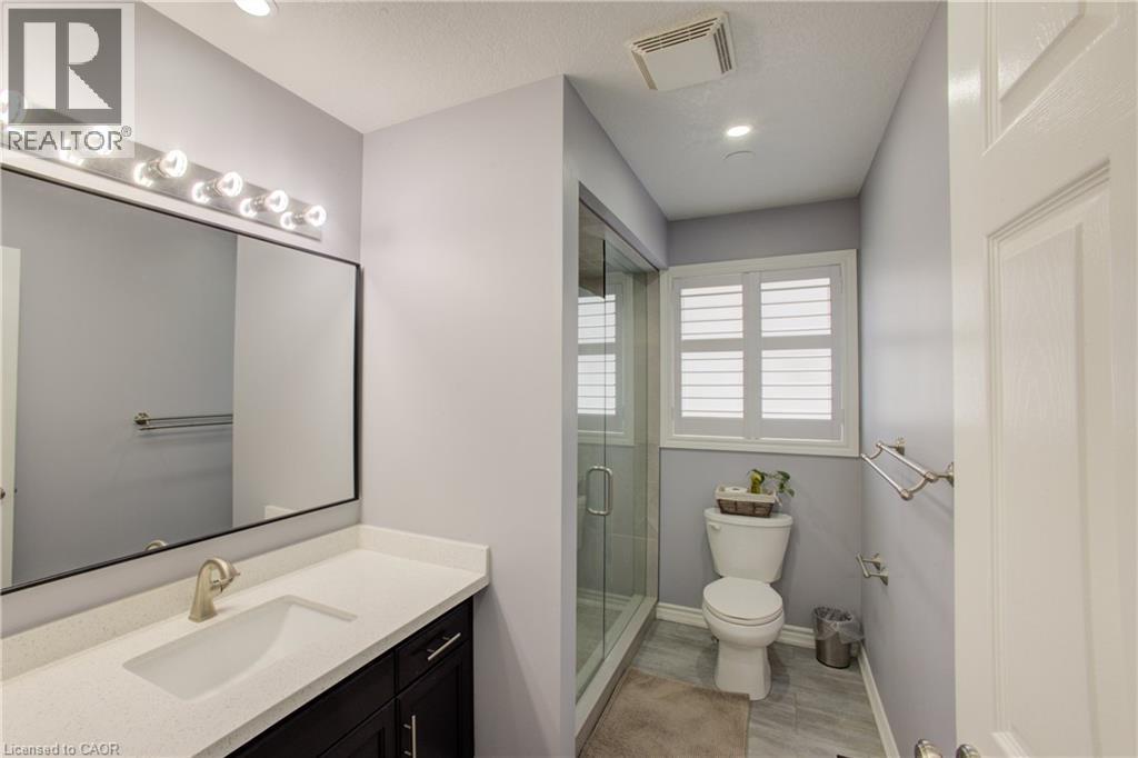 553 Waterton Drive, Waterloo, Ontario  N2V 2K5 - Photo 27 - 40856068