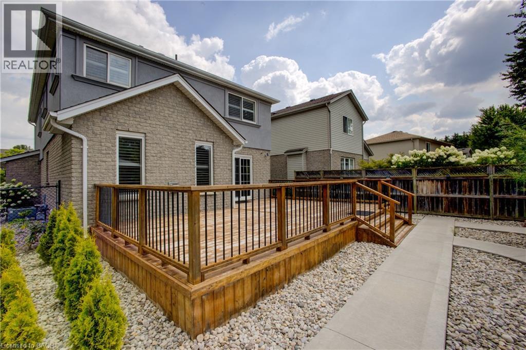 553 Waterton Drive, Waterloo, Ontario  N2V 2K5 - Photo 46 - 40856068